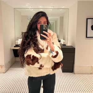 Meet your Posher, Alexa